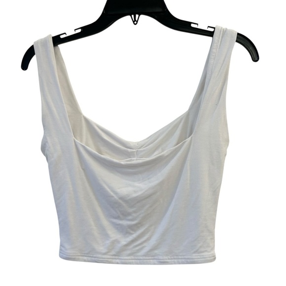 BUNDLE! Set of 2 Tank Tops Black White Medium - Picture 8 of 12